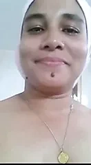 Bangladeshi Bhabi Parvin Selfie P1