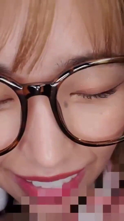 18+ المجلد الخامس عشر | مقطع 1