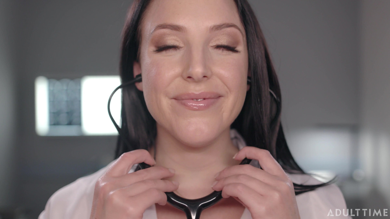 Asmrファンタジー博士。アンジェラ・ホワイトが全身身体検査