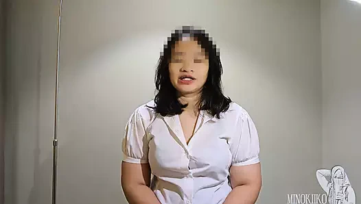 Susah Nyari Kerja, Nyepong Kontol Pak Bos Solusinya