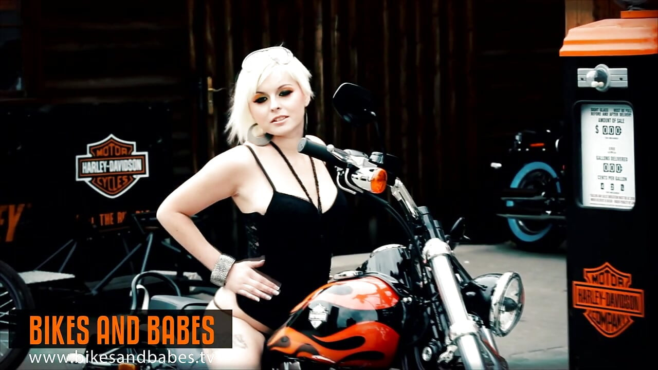 Hanny - bikes and babes tv sexy videos