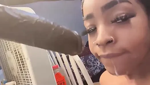 Aku suka banget mulutku dicrot sperma hangat