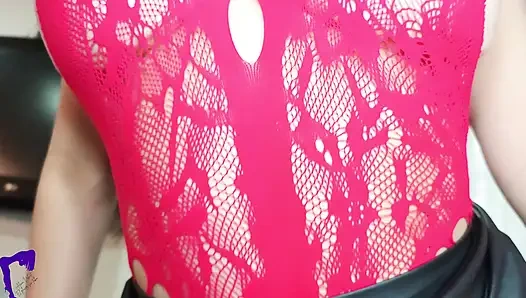 Familienfreundin Latina MILF Amateur POV Auf Der Couch Mit Blowjob, Stöhnen Ritt Und Sichtbarem Creampie