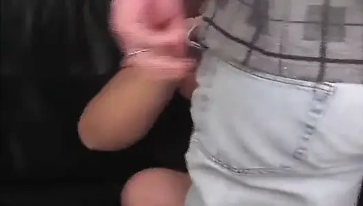 Bbw bad girls: cewek semok ini telan sperma