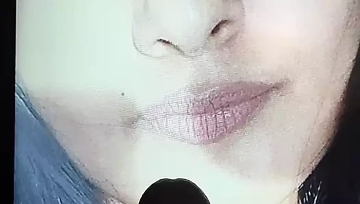 Nivetha thomas siyah horoz yağ