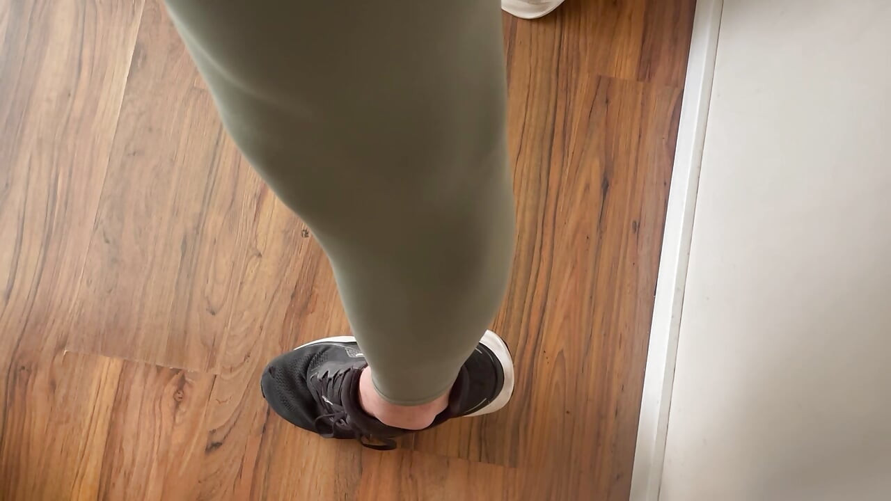 Lycra Gym Gear Masturbating