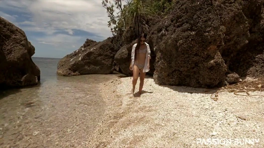 Beauty Self Fingering in ****** Beach