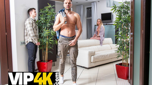 Shame4k。成熟した夫は離婚したくない