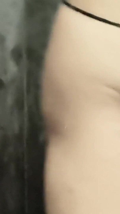 性感人妻站着好姿势撒尿和热门视频 | 短片 1