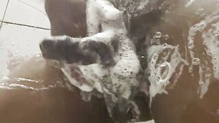 Napalony indyjski desi Wielki Gruby Kutas, który chce smakować i ssie go aż do spermy