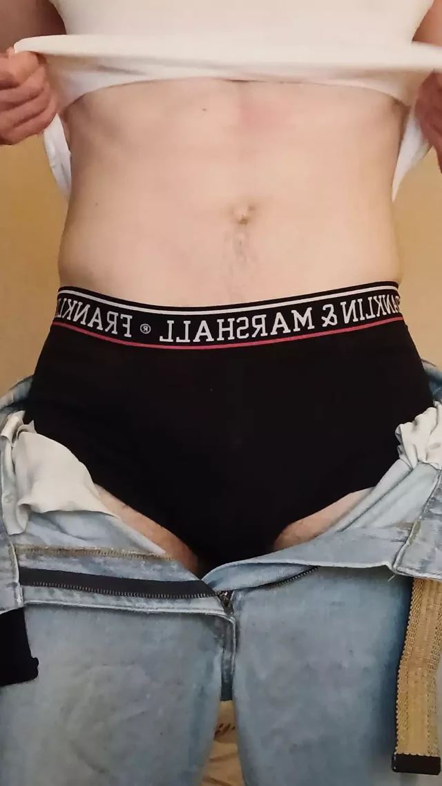 Stripping and cumming for you