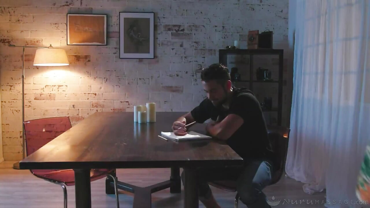 Nuru Massage - Big Ttitties MILF Ryan Keely Gets a Hot Creampie After Hard Sex During Massage