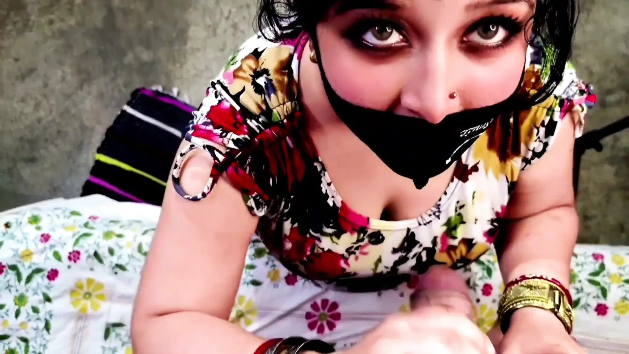 Indian  marreed step sister and stepbrother  Hot  romance  home alone