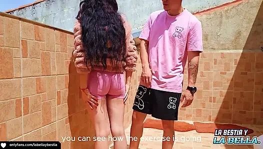 Üvey kız kardeşimle spor salonuna gidince ev yapımı seks