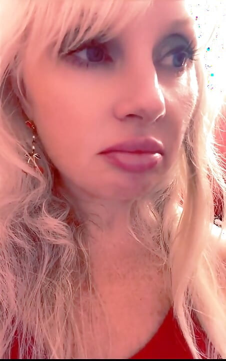 Последняя из жадных киски на ночь