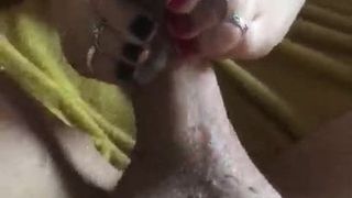 Footjob por pés incríveis