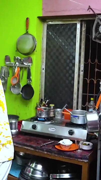 DESI MALLU BHABHI HARDCORE FUCK WITH LOCAL DEBAR AT KITCHEN WHEN SHE WAS ALONE AT HOIME FULL MOVIE ( HINDI AUDIO) | Clip 1