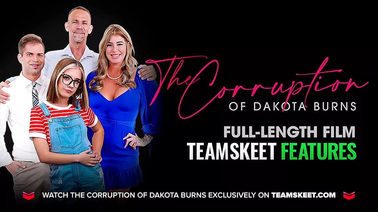 Teamskeet - सुनहरे बालों वाली मुर्गा प्रेमी रेबेका युवा उद्योग में शामिल होना चाहता है