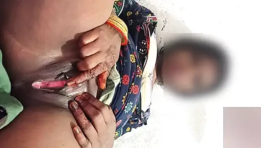 Индийская деревня дези бхабхи трахается, нужно трахаться с большим членом