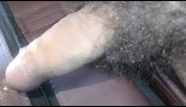年轻的哥伦比亚色情与非常大的阴茎