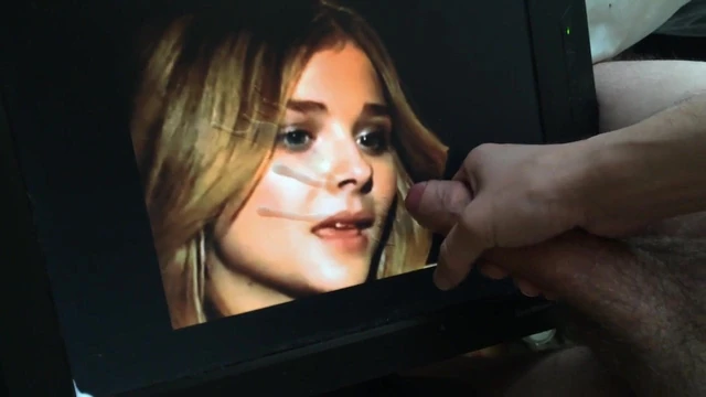 Chloe Moretz gif tribute 3