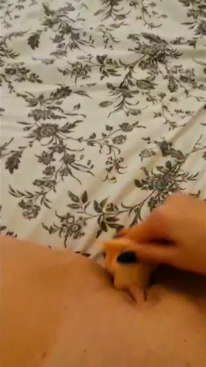 Double Dildo Penetration For Swiss Teen 18