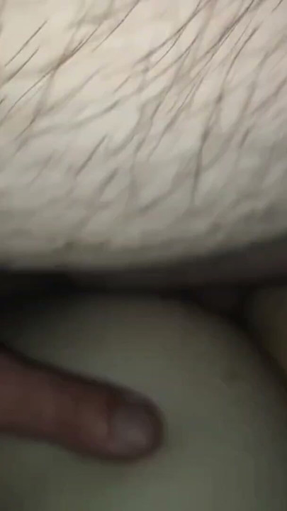 Estoy toda caliente y empapada y me lamo los dedos y me encanta | Clip 2