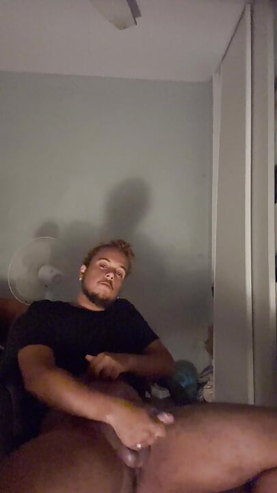 White boy beating his shit