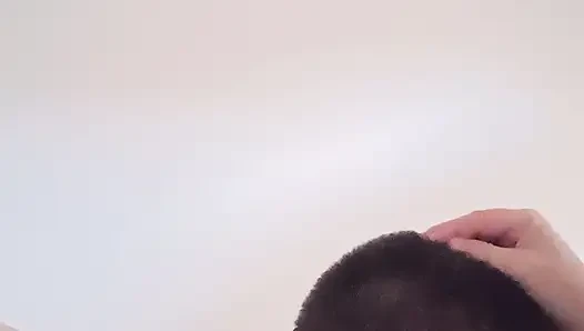 Genç erkek arkadaşımı ye ve kapa çeneni