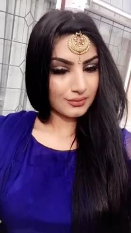 Paki goddess dressed up in heels