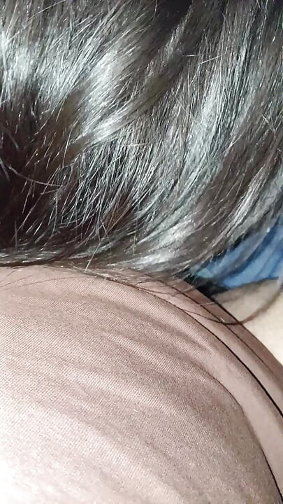 Girl ka mhu mai pani nikal diya