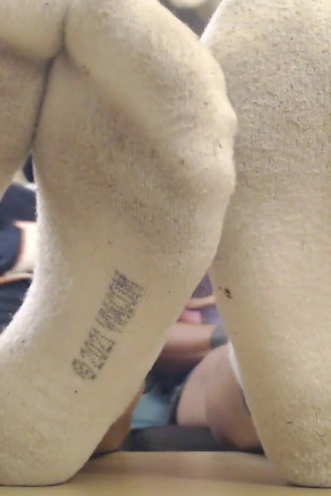 Double smelly socks & barefeet