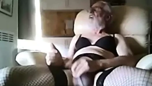 Dede kameraya boşalıyor