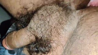 Indischer Typ von Ehefrau mit Karotte gefickt
