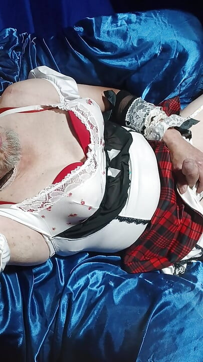 Who doesn't like men in panties ?