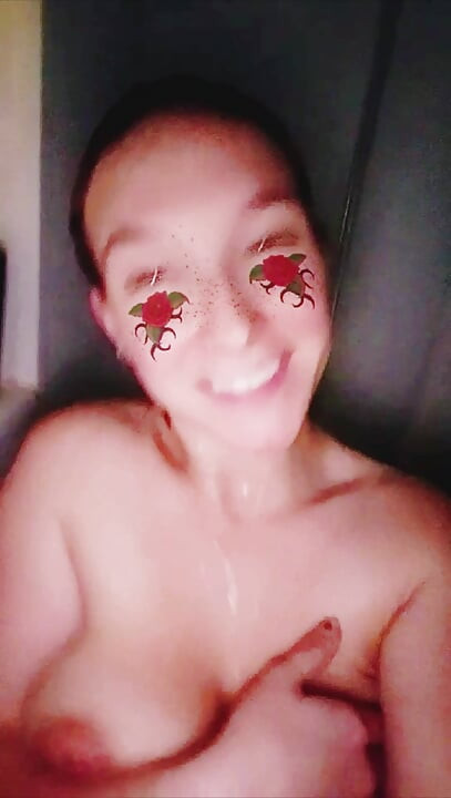 ฉันให้วิดีโอนี้กับโค้ชยิมเลสเบี้ยน 47f ของฉันกับฉันเล่นกับหีของฉันยั่วยวนเธอ