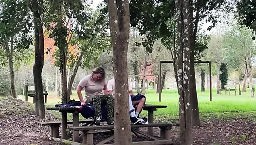 Stiefmutter wird beim sex im freien erwischt