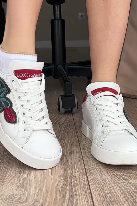 Foot Play in Shoes, Socks, Barefoot