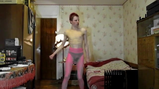 TWINK IS ALWAYS HUNGRY FOR RAW COCK