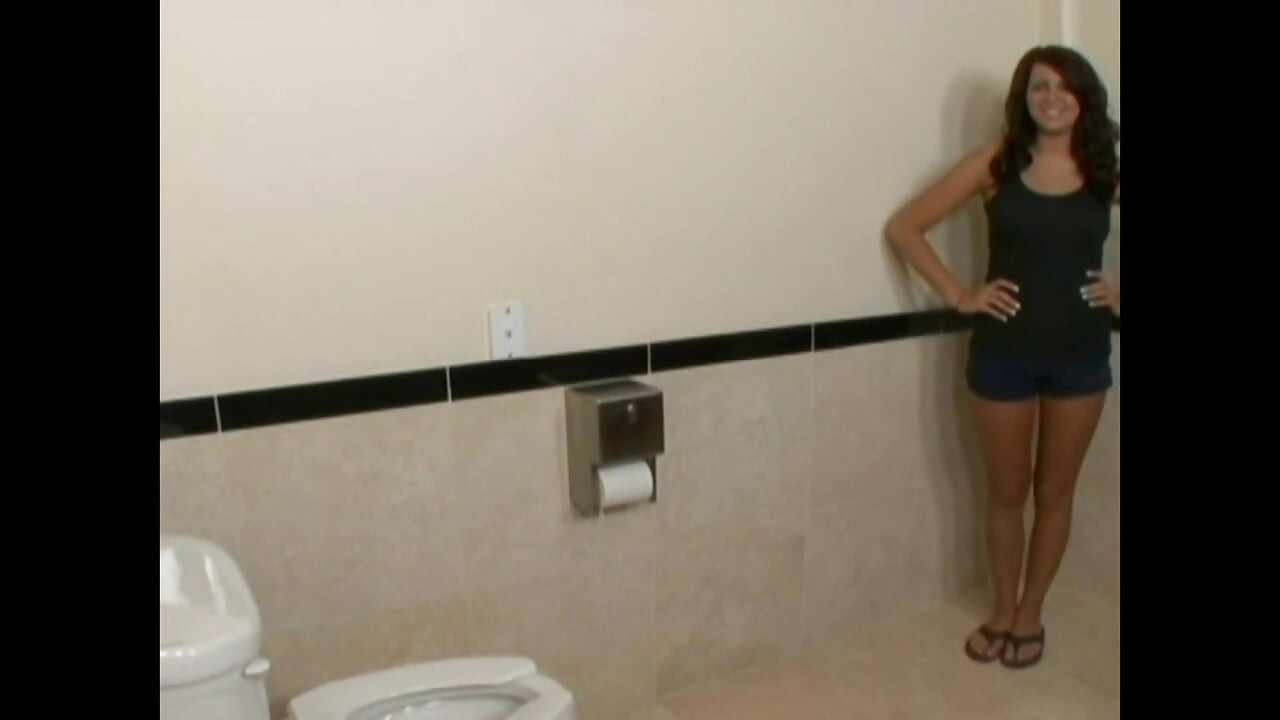 זיון בשירותים, מציצת זין גדול