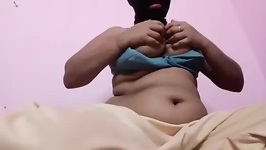 Bahan Ne chuchi khoob masaj Kiya