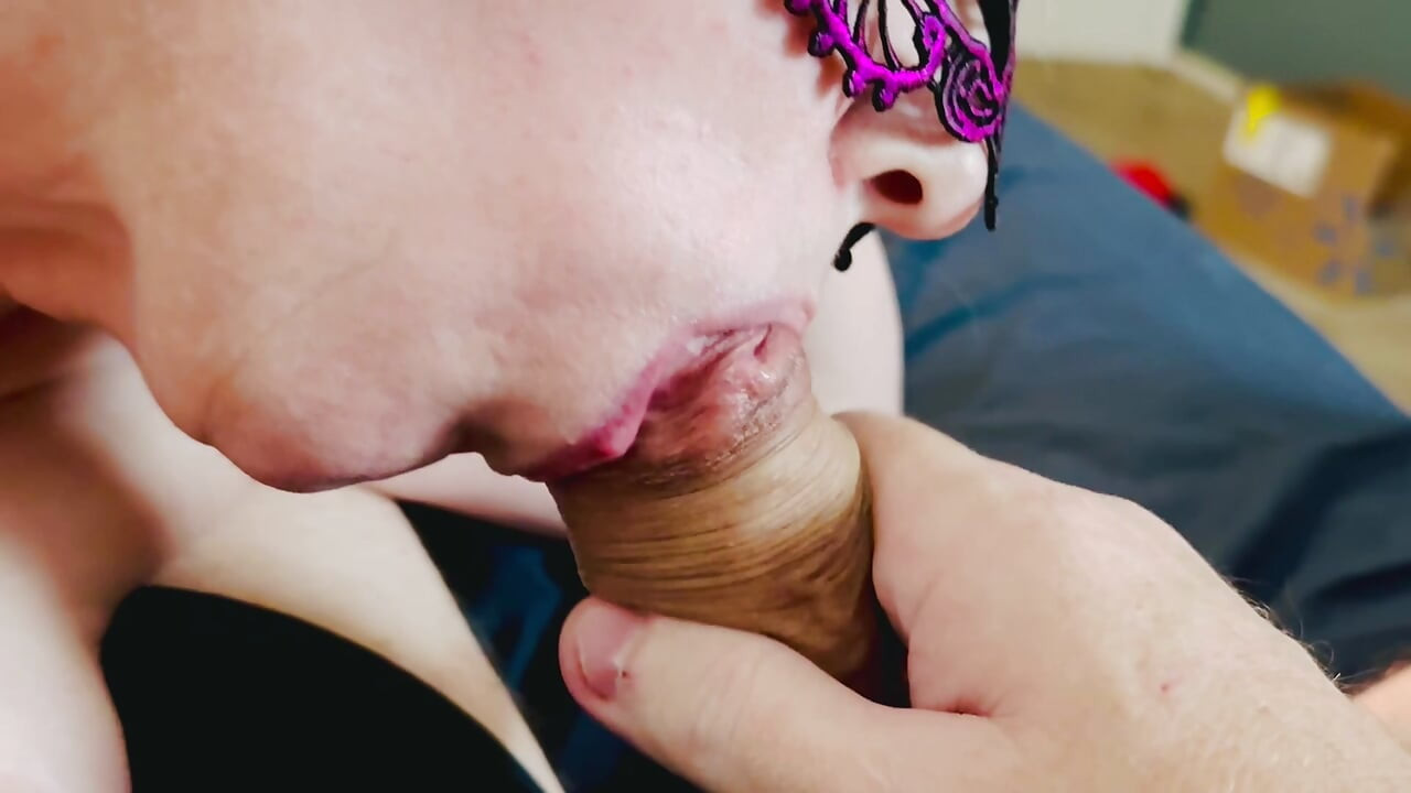 Sperma în gura ei este întotdeauna înghițită