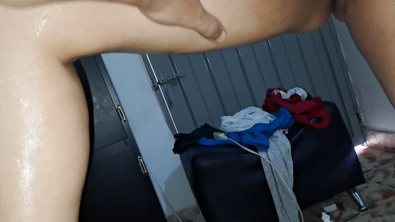 Homemade my BOSS wants me to fuck his ass to give me a raise