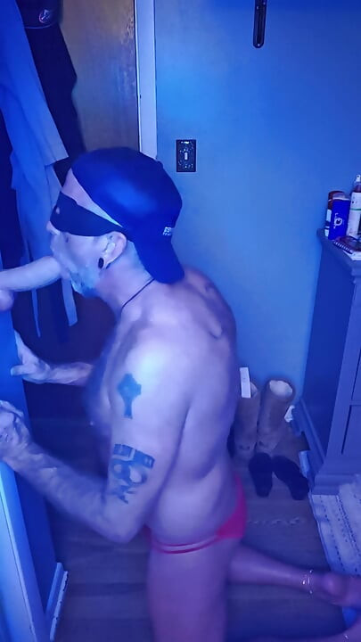 Throating Mr Girth