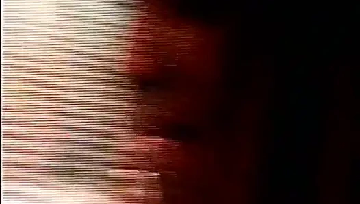 Güzel zenci lezbiyenler yüzme havuzunda amcık yalıyor