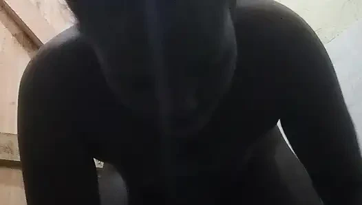 GADIS KENYA PANTAT BESAR SANGAT SANGE MUNCRAT BANYAK BANGET