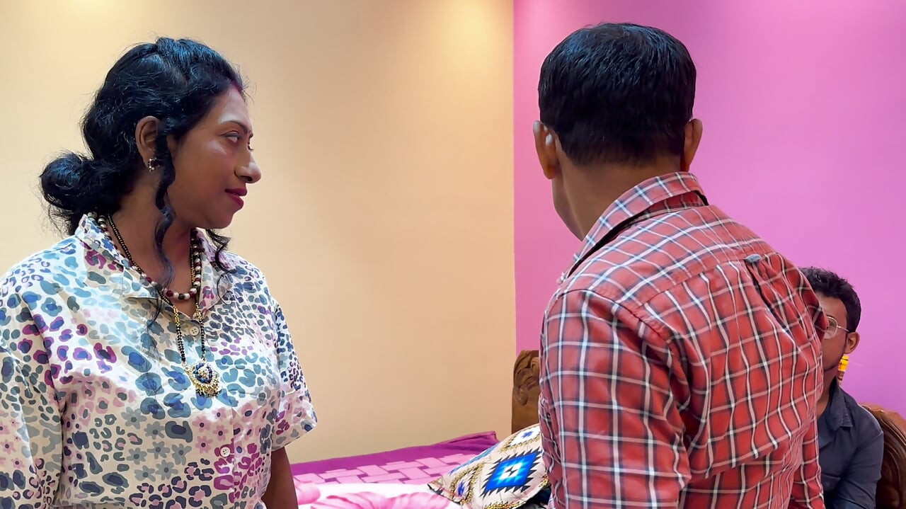 Devar bhabhi ki romantic kissa hardcore pussy fuking desi bhabhi ki..