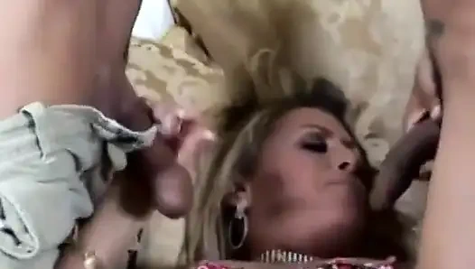 Лавина тройничек и много спермы. - (полный оригинальный фильм)