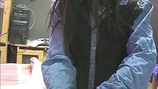 Blowjob qeeun gives best blowjob to white man