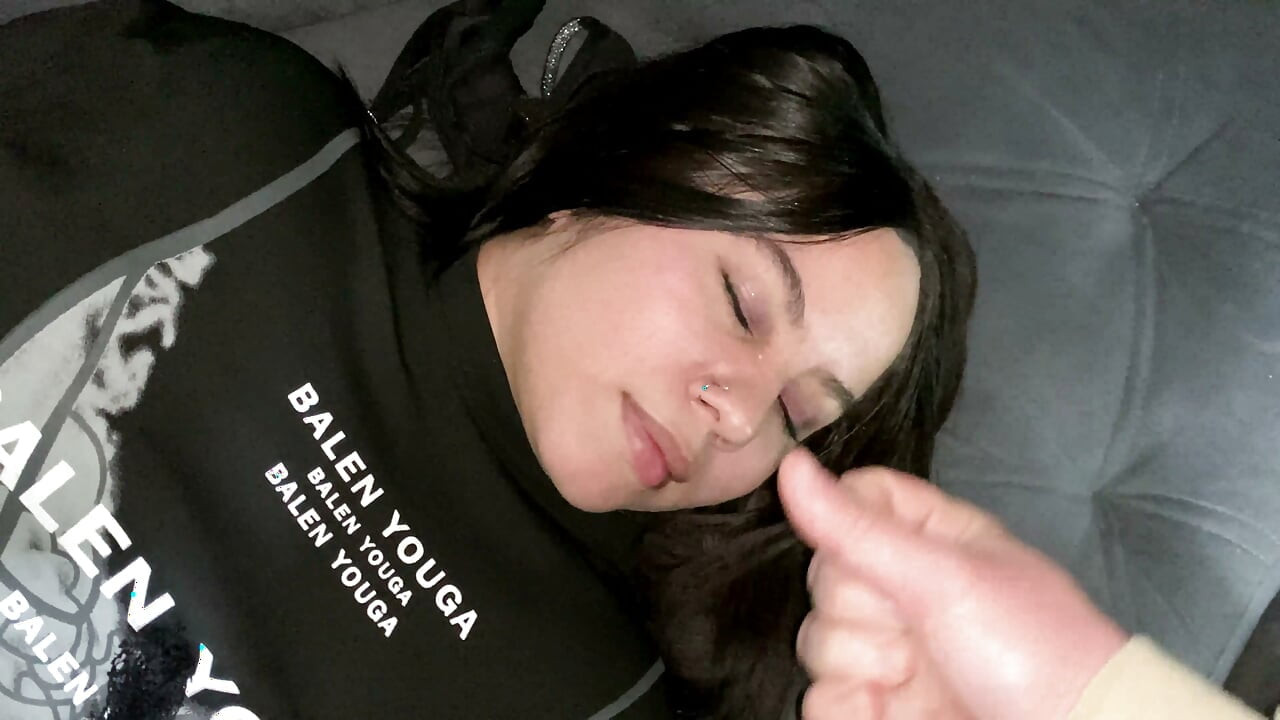 I Teased Him Until He Covered My Face with Cum